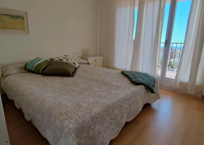 Pau Picasso - Terraza Con Vistas En Tossa